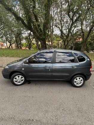 RENAULT SCÉNIC 1.6 AUTHENTIQUE 16V FLEX 4P MANUAL